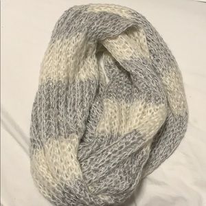 Knitted infinity scarf